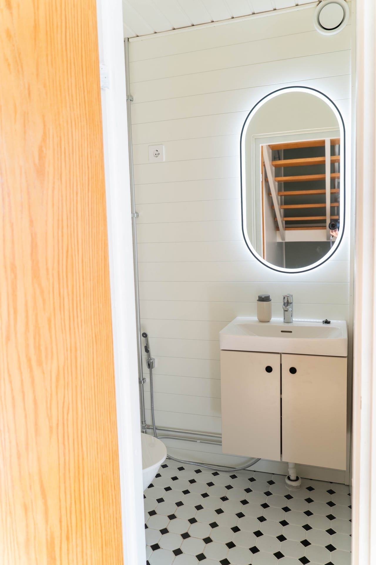 Kattava huoneistoremontti - kuva 13