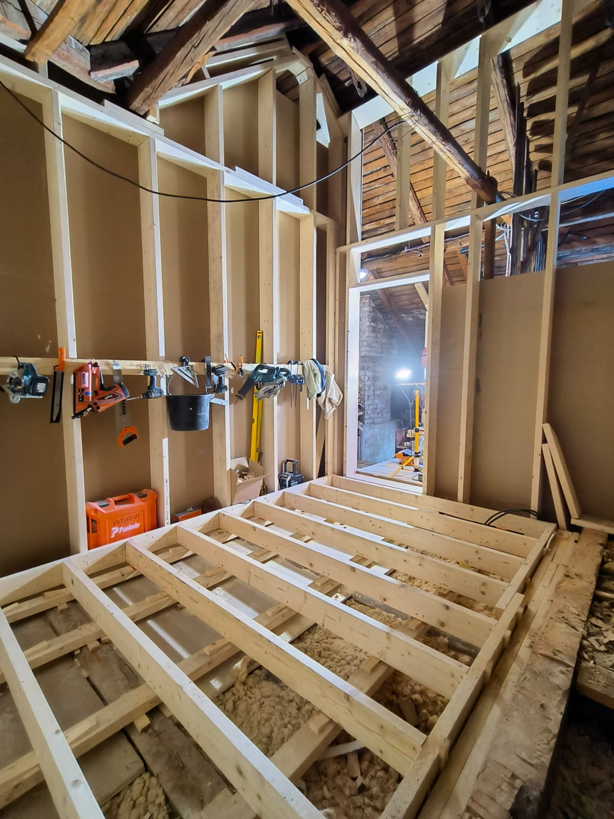 Asuinhuoneiston laajennus - kuva 4